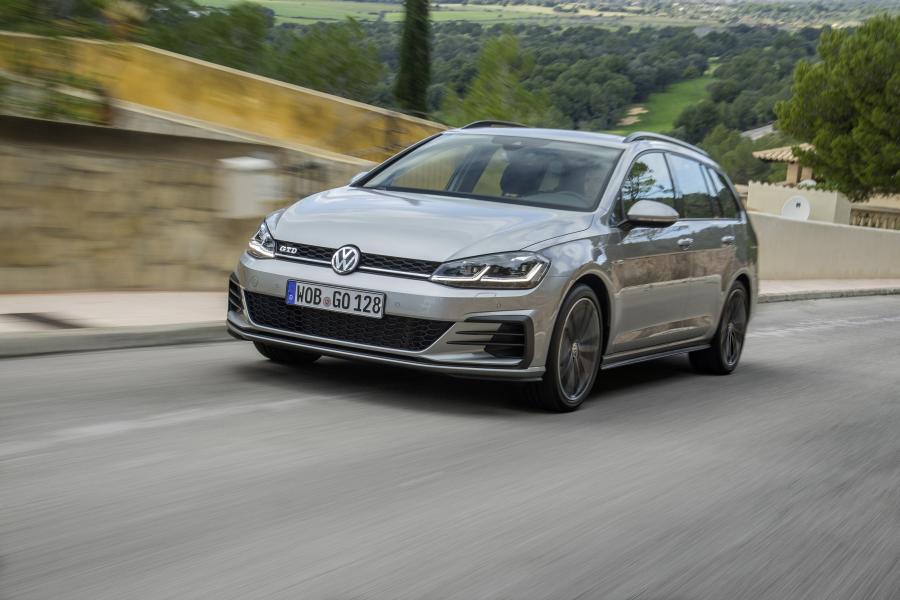  Volkswagen Golf GTD Variant 2017 года  (WW) (фото 9 из 14)